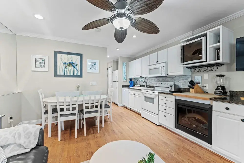 Beach Access: Oceanfront Hilton Head Studio