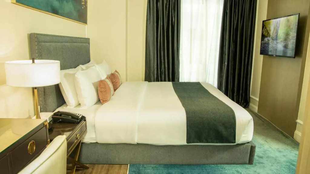 Noble Cebu Hotel
