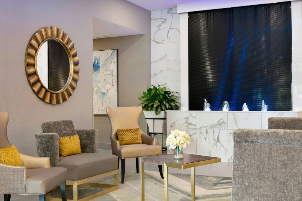 Embassy Suites By Hilton Montreal Airport