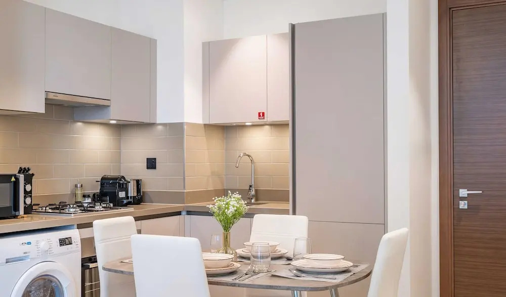 LUX  The Executive Sobha Suite 2