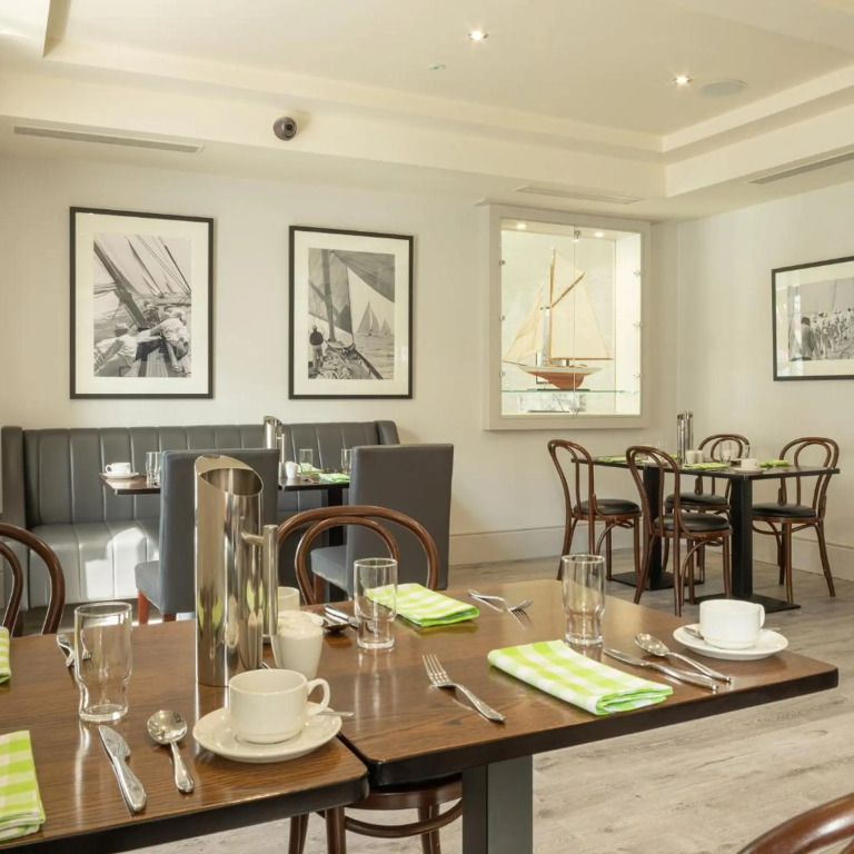 The Mariner Hotel