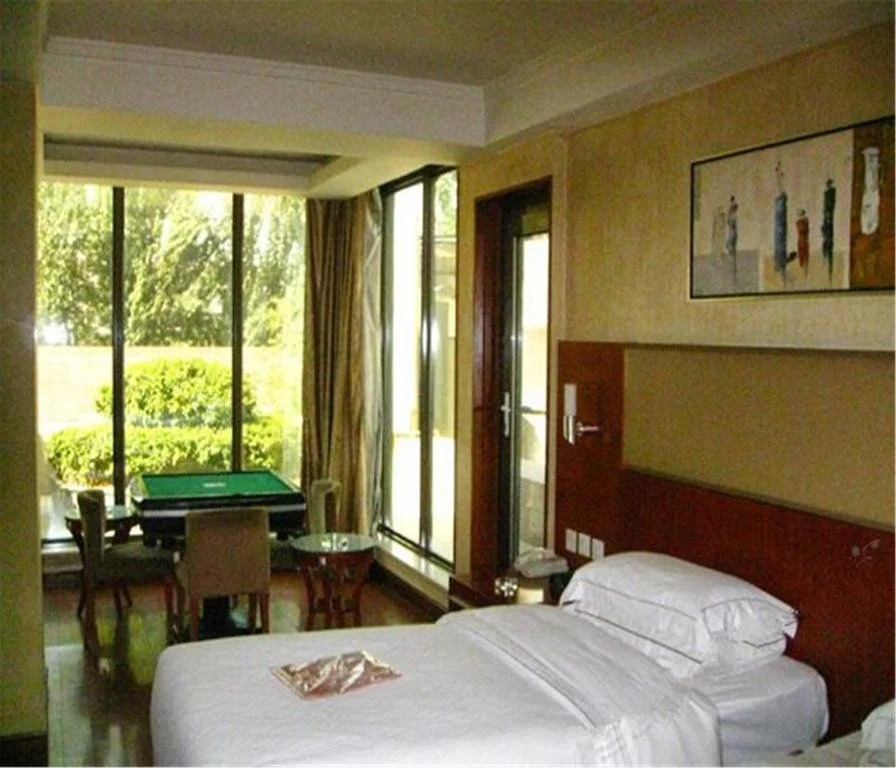 Taiyuan Golden Lake Business Hotel