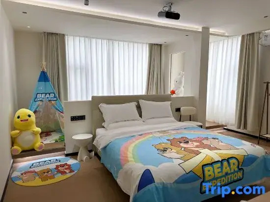 Clover Homestay (Jianshui Ancient City North Gate)