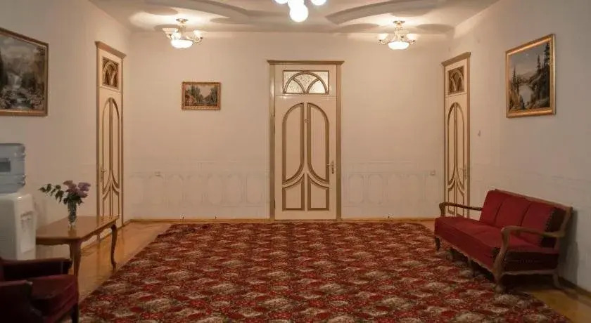 Hotel Ukraina Lux