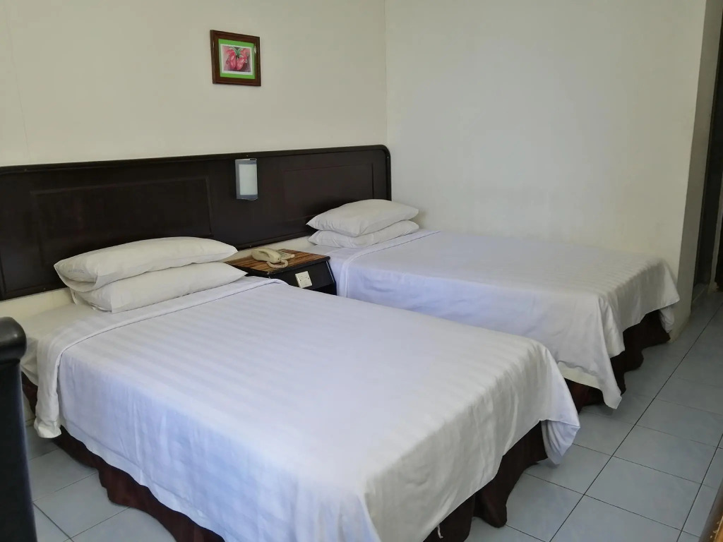Wah May Hotel