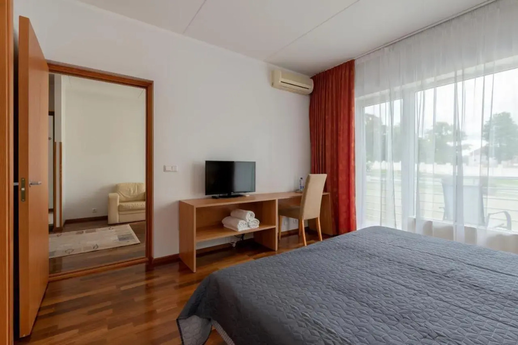 Raadimõisa Hotell