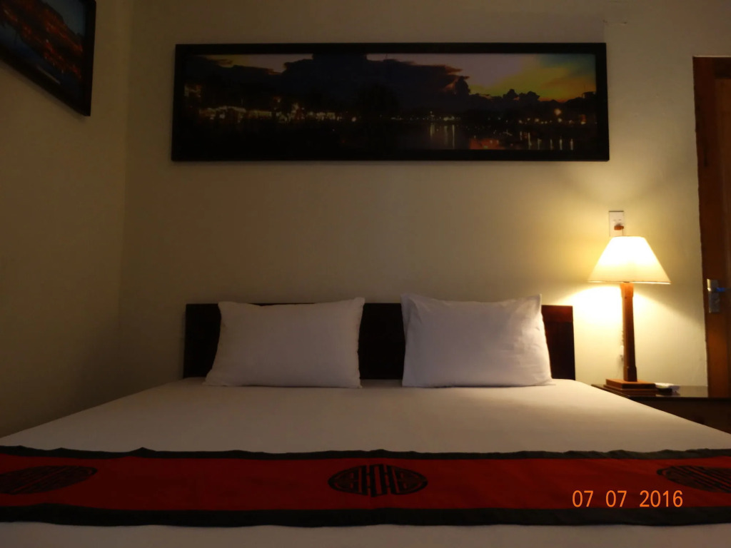 Yellow House Homestay