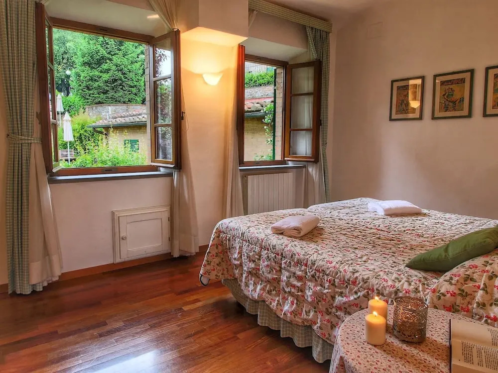 Holiday Home for 8 Guests