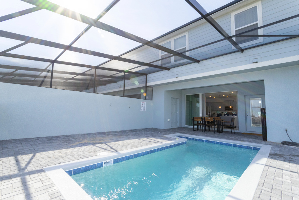 Marvelous 5Bd w Pool Close to Disney Windsor Island Resort 637