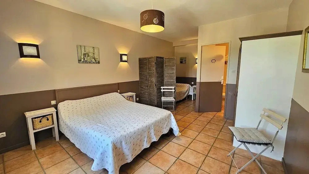 Maison dhôtes La Ramade, 5 chambres et table dhôtes en Provence