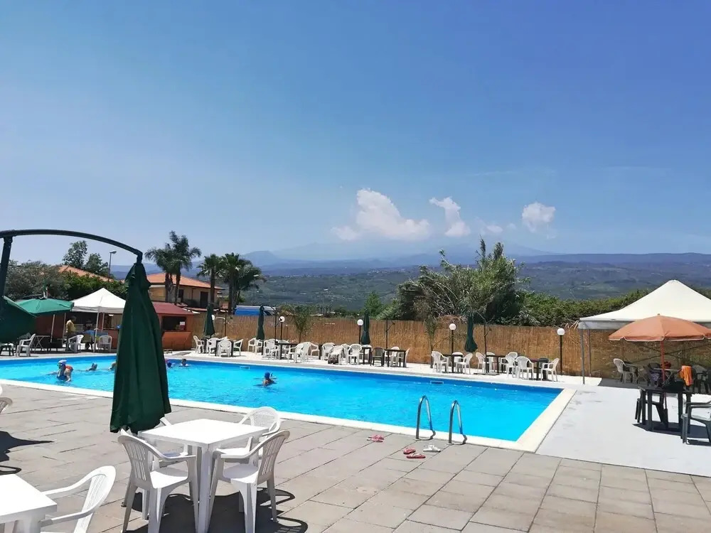Villa Erika - Charming Villa in Residence With Swimming Pool Near the sea