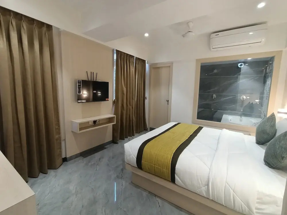 Hotel Pearl Residency Thane