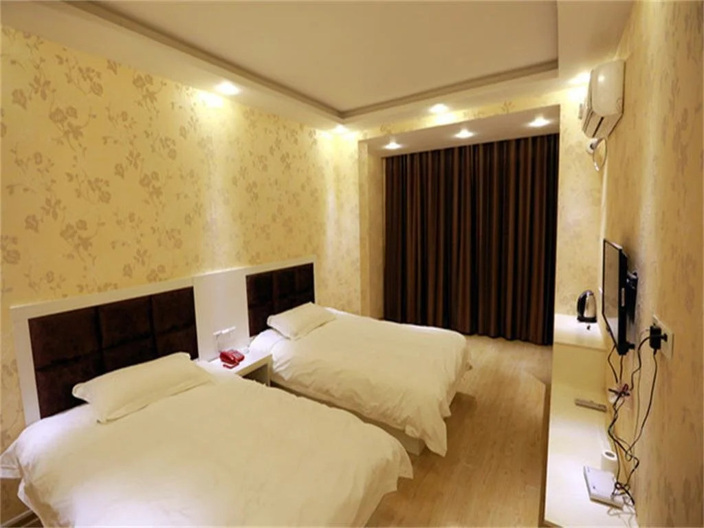 Suzhou Winnie 77 Theme Hotel