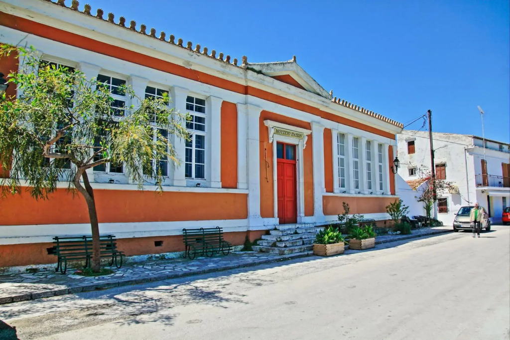 Avgi Studio In Gaios