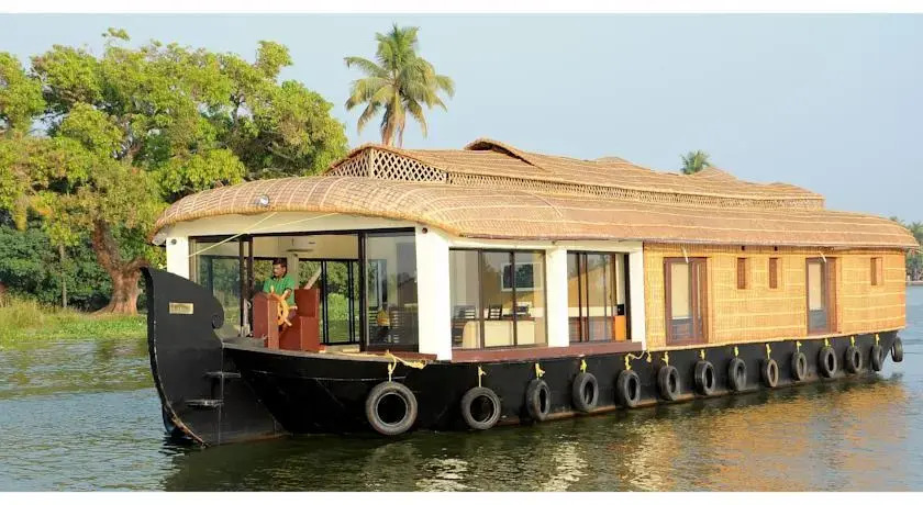 Lavender Luxury Houseboat