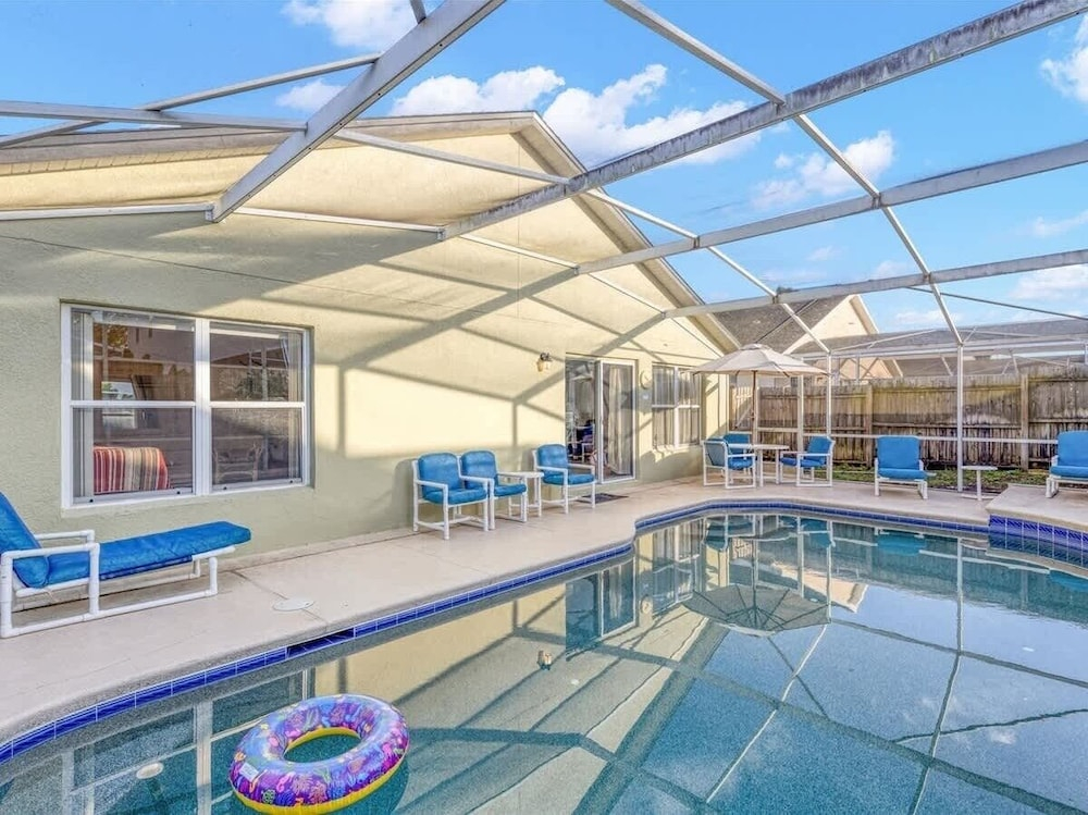 Villa Minutes From Disney 4bd 3bt Private Pool & Games 4 Bedroom Home