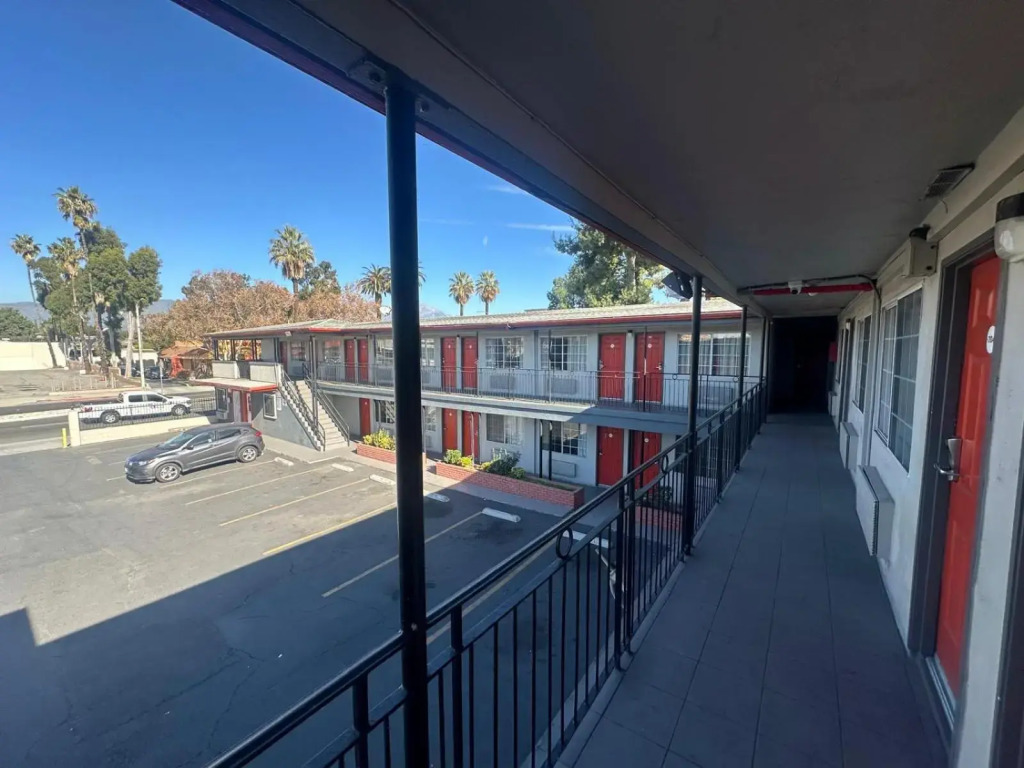 Heritage Inn
