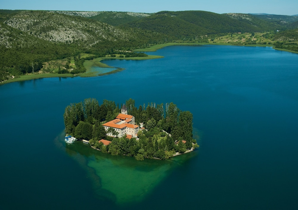 Apartment Stay Near Krka