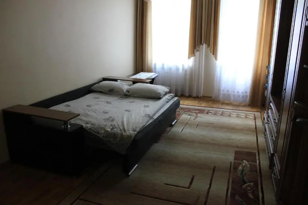 Apartment on Bernarda Meretyna