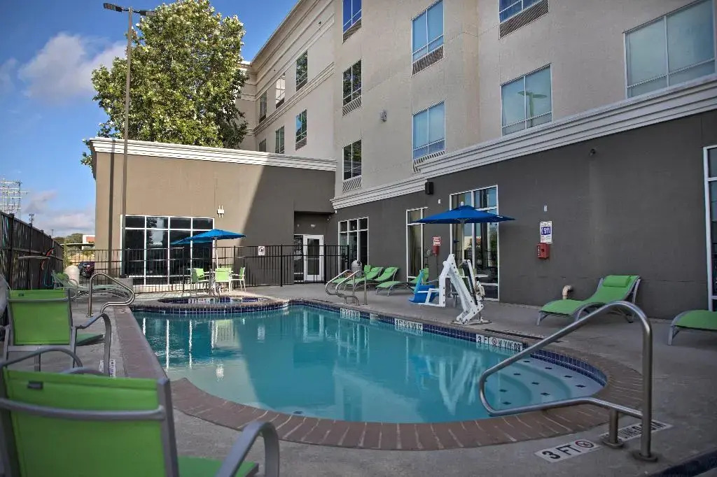 Holiday Inn & Suites San Antonio Northwest by IHG
