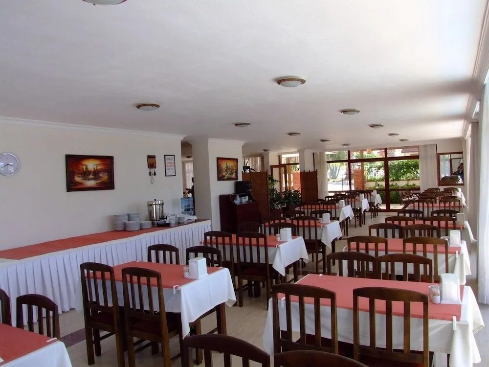 Albayrak Hotel