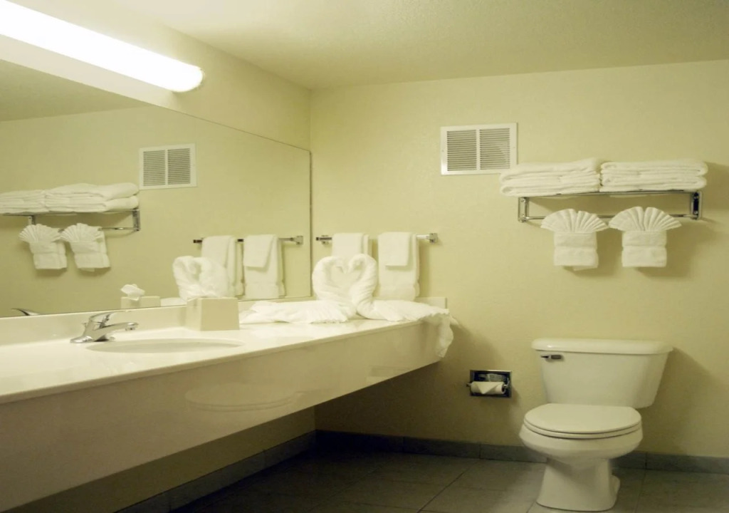 Holiday Inn Express Hotel & Suites Littleton by IHG