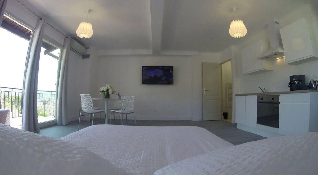 Maison Carles BnB