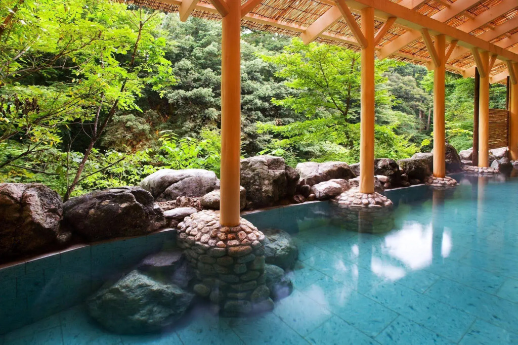 Yamanaka Onsen Kagari Kisshotei