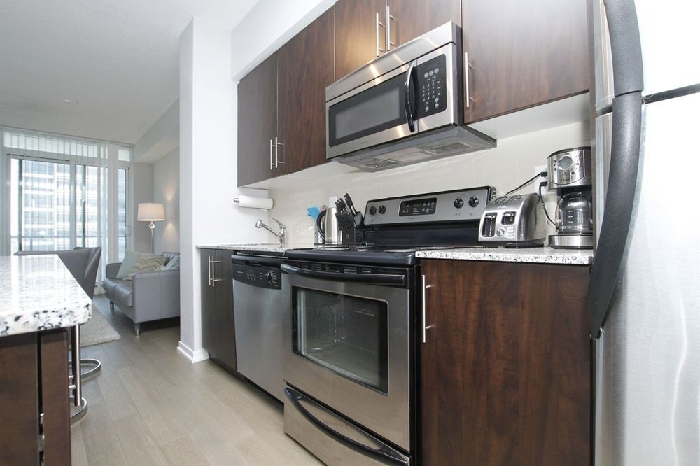 Applewood Suites - Financial District