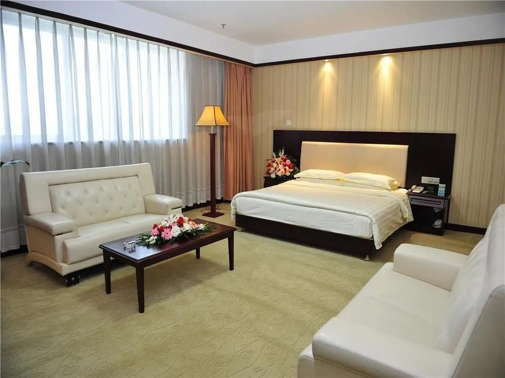 Kunming Greenlake View Hotel