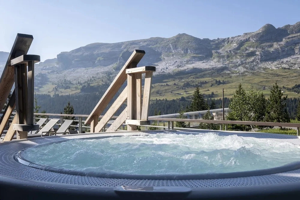 Retreat With Spa Access