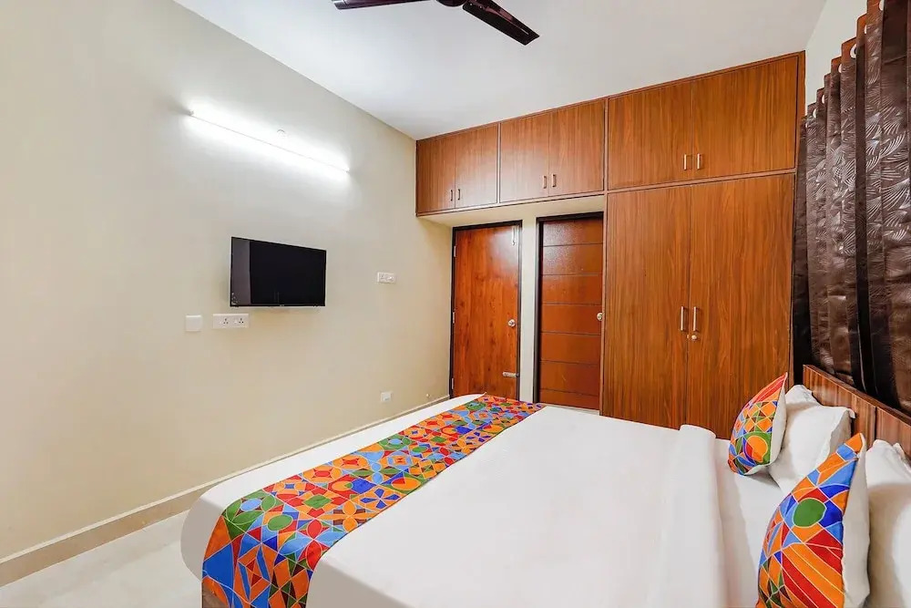 Fabhotel Lucky Inn Grand Residency