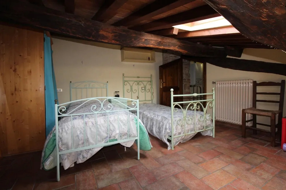 Apartment With 2 Bedrooms in Montepescali, With Wonderful City View -