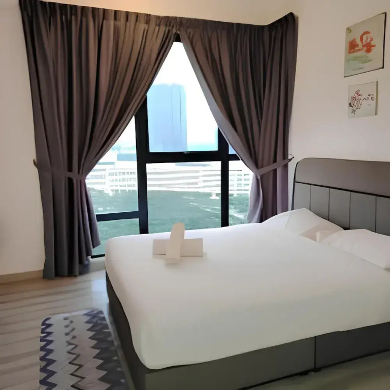 City View Southkey 2BR2FREE 18F By Natol