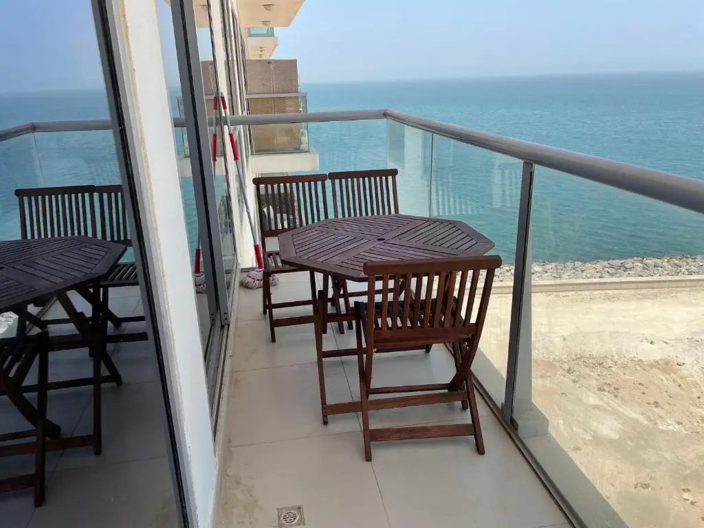 2 Bedroom Incredible Ocean Vew Apartment