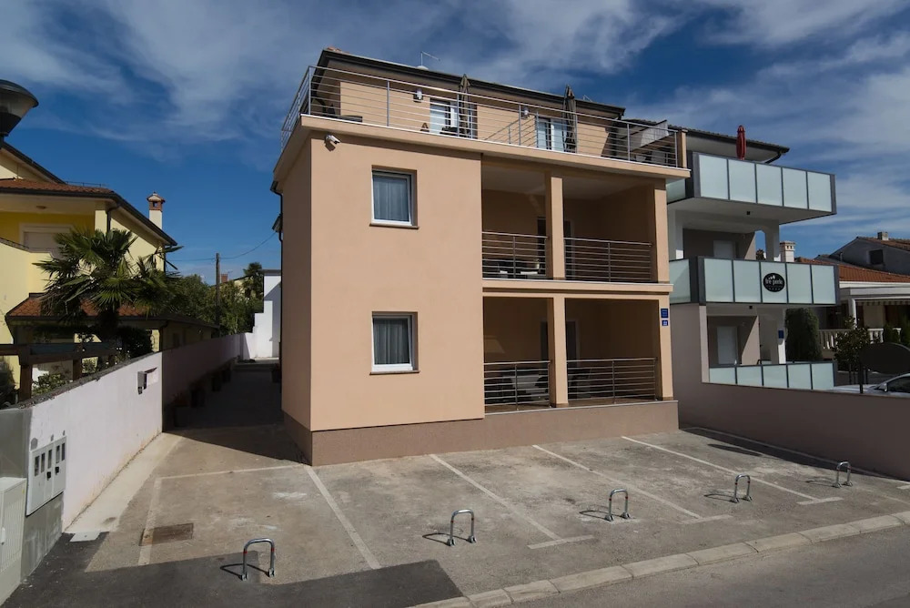 Apartments Villa Nona