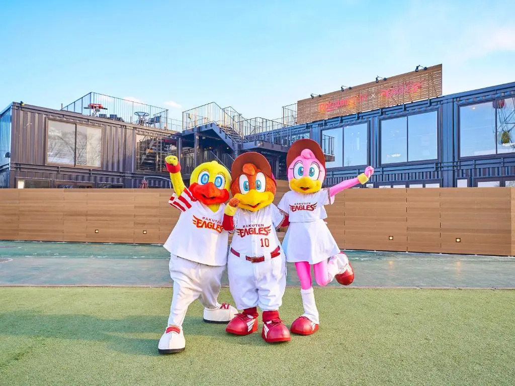 Rakuten STAY x EAGLES 201 with Roof balcony