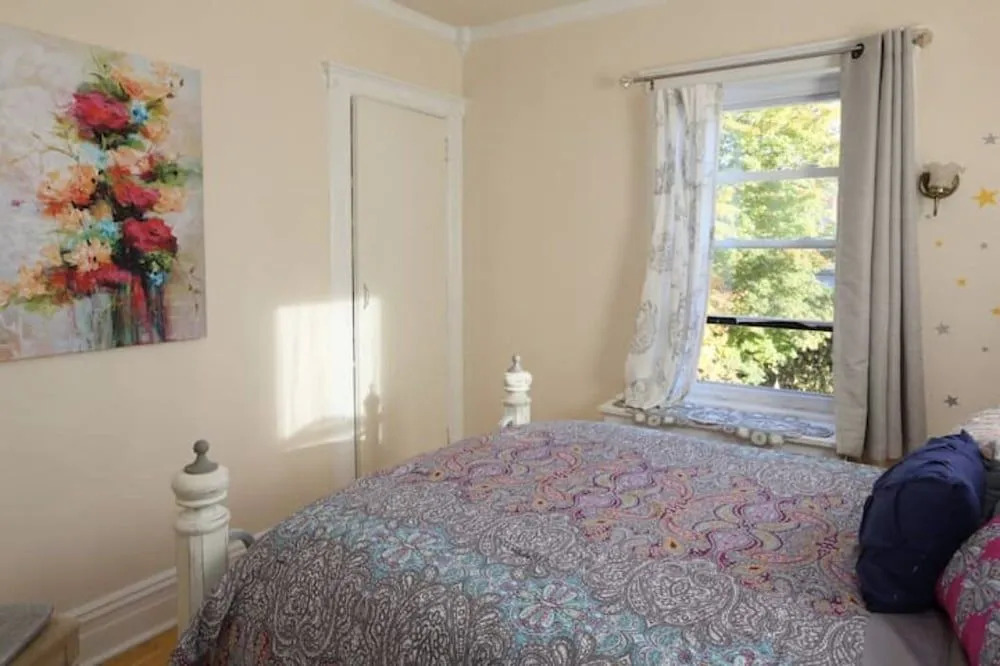 Montclair Apartment