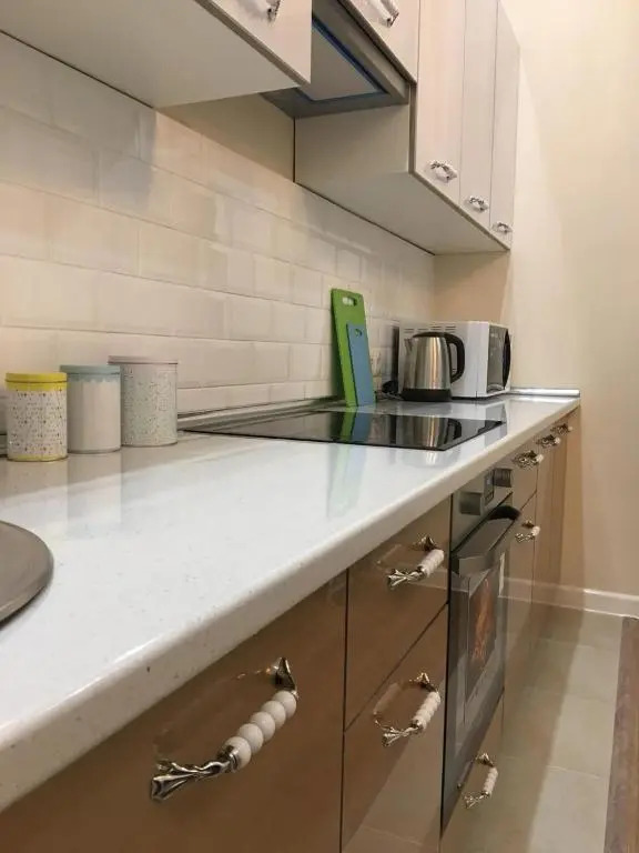 Trillioner Apartment 885