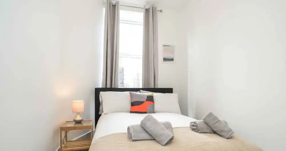 Aberdeen City Modern Apartment