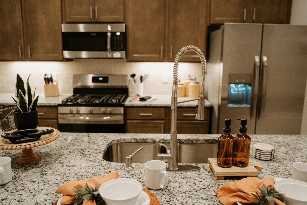 Brand New Contemporary Long Term Stay