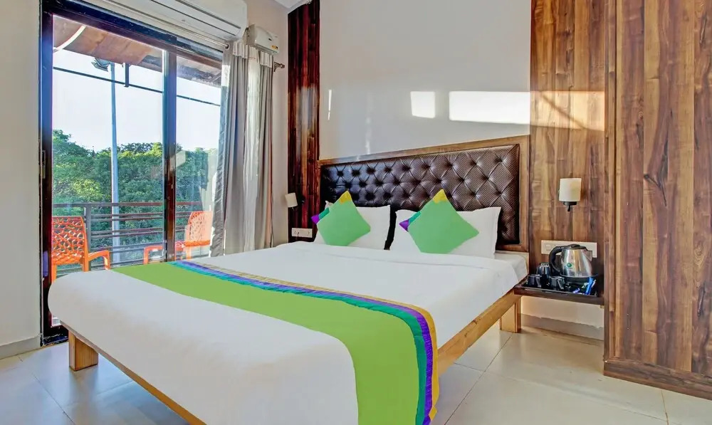 Treebo Trend Hotel Green Woods