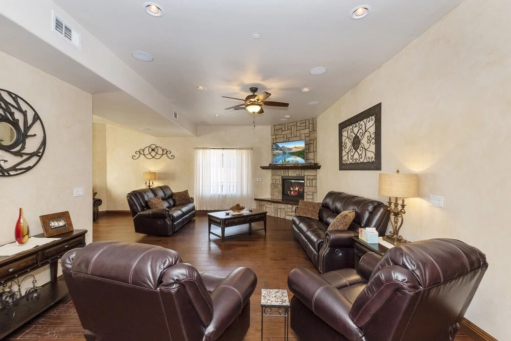 No. 20 Mountain Masterpiece, Lake Views, 6 Bd Ac! 6 Bedroom Home