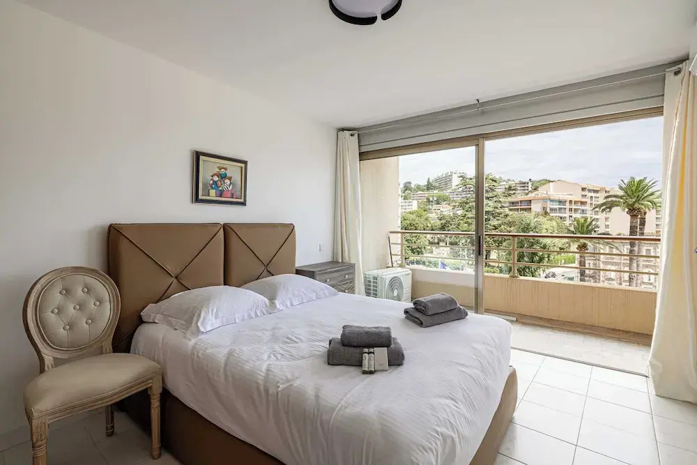 Very Nice Renovated Apartment - Cannes La Bocca - 3br/6p