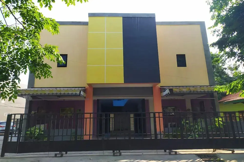 OYO 2654 Yulia Guesthouse Near Kopi Bajawa Flores NTT Tebet