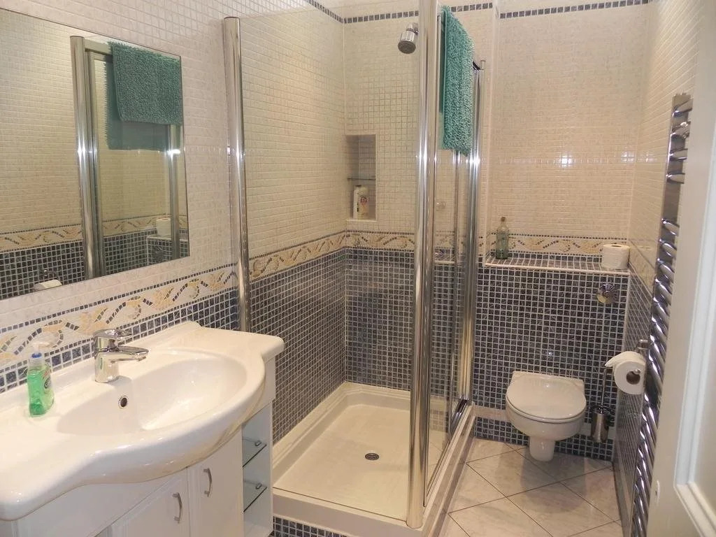 Ashlyn Guest House