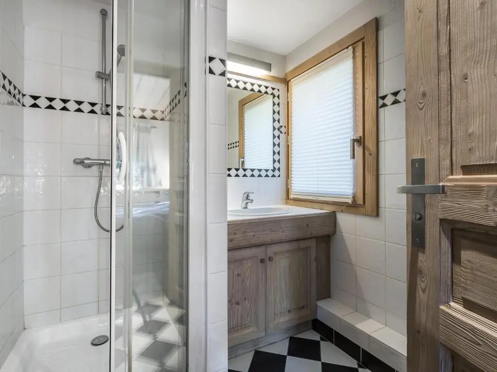 Chalet Méribel, 5 pièces, 11 personnes - FR-1-565-46