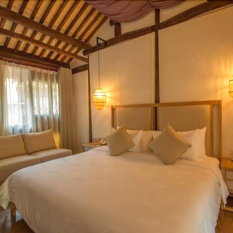 Kaiyuan Hotel · Seabirds