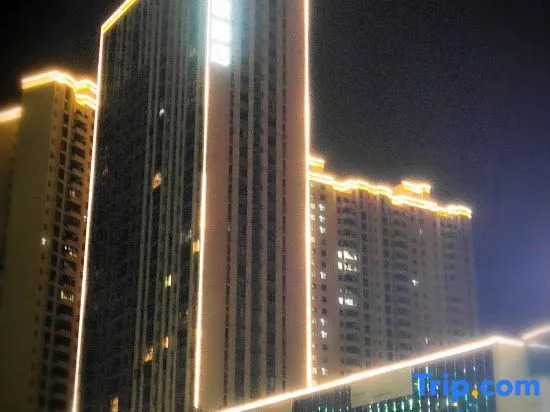 Ease Hotel (Gong'an Chanling Avenue People's Hospital)