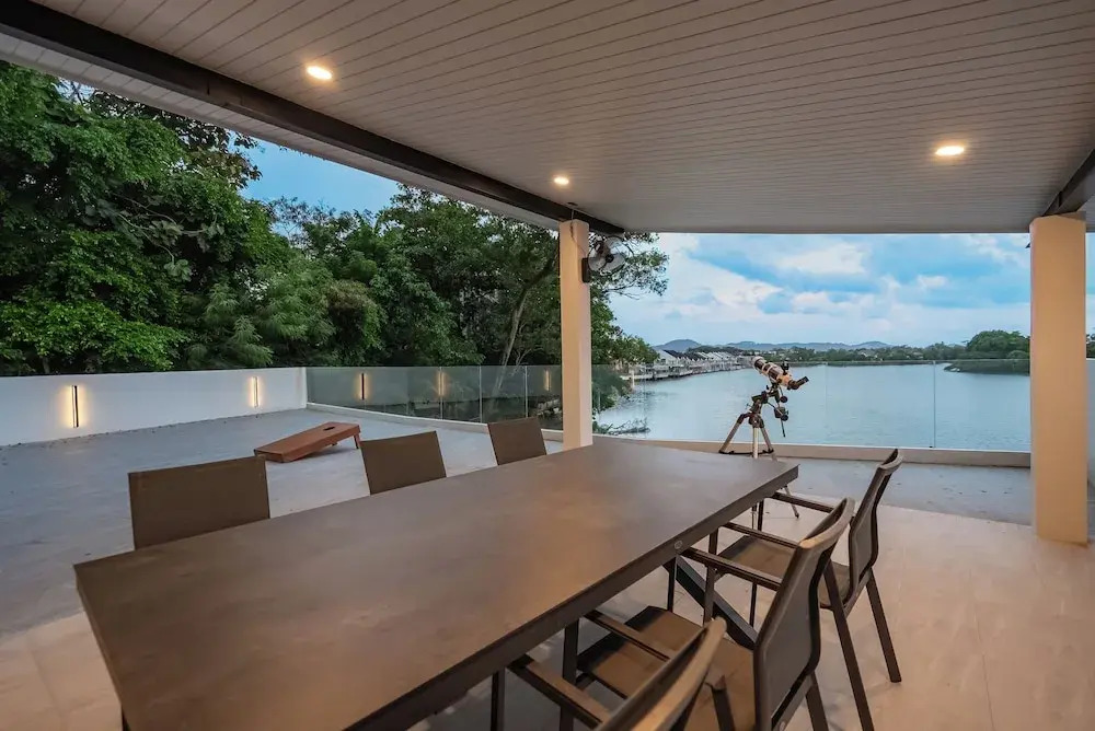 Lakeside 5br New Pool Villa